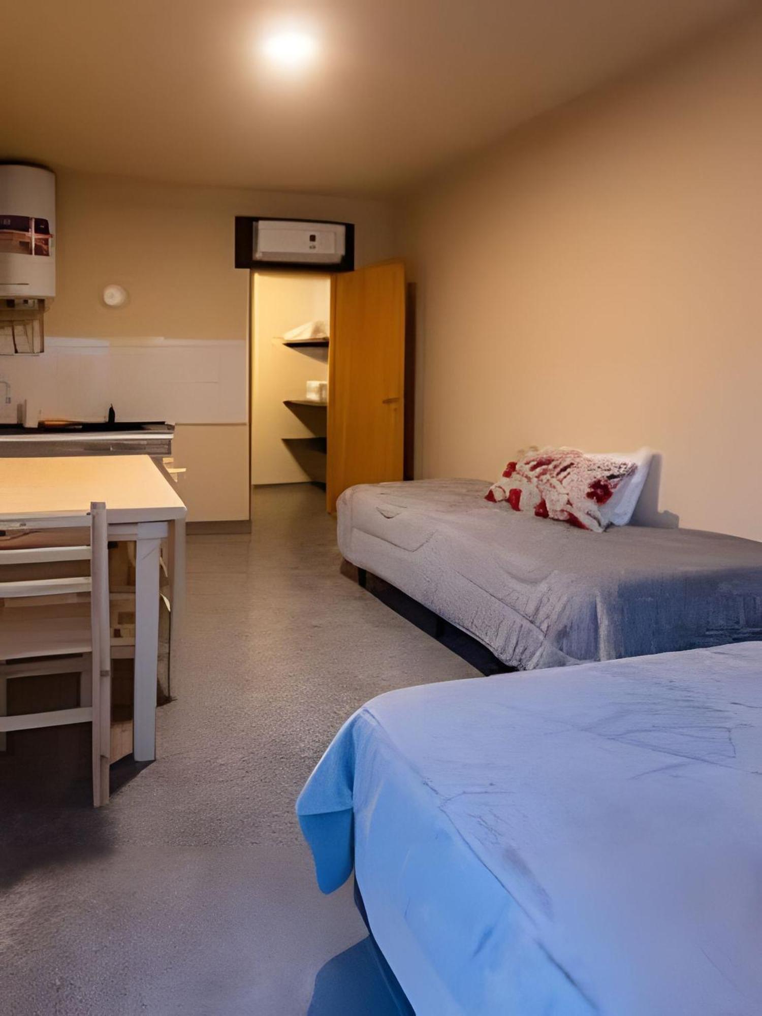 Departamento Amarelo Apartment *